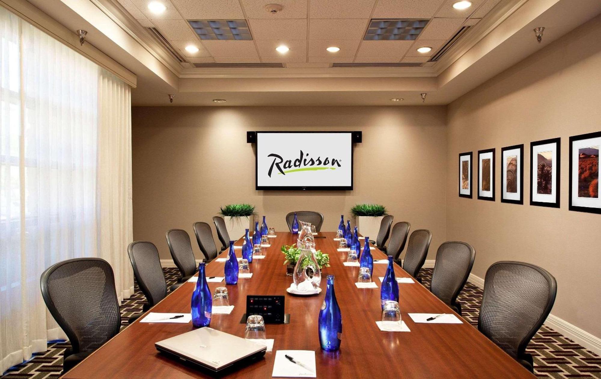 Radisson Hotel Phoenix Airport Eksteriør billede
