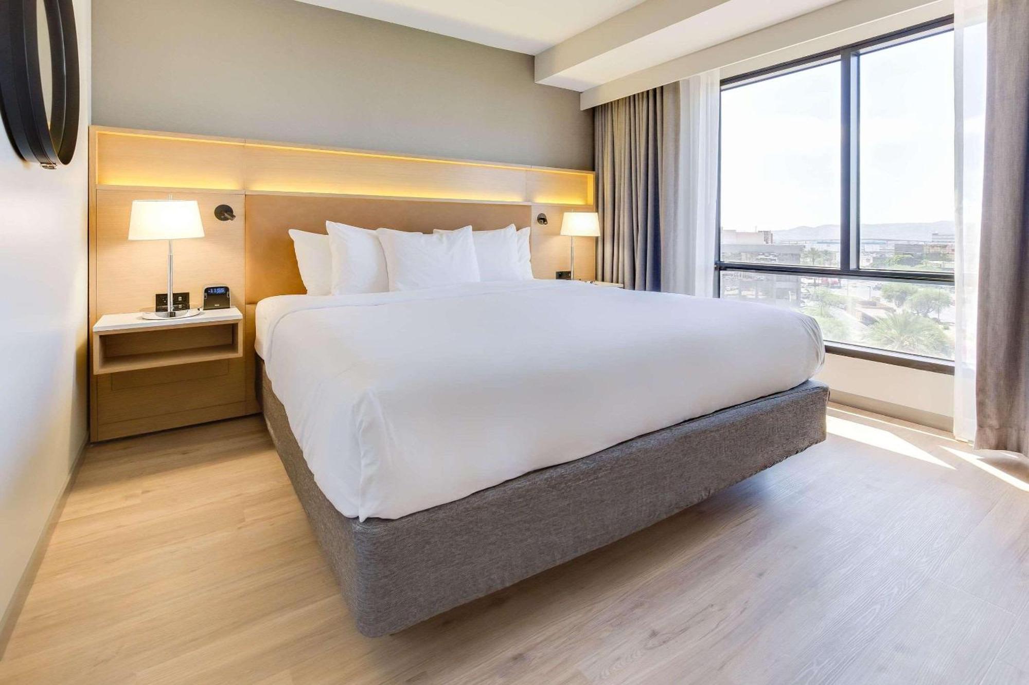 Radisson Hotel Phoenix Airport Eksteriør billede
