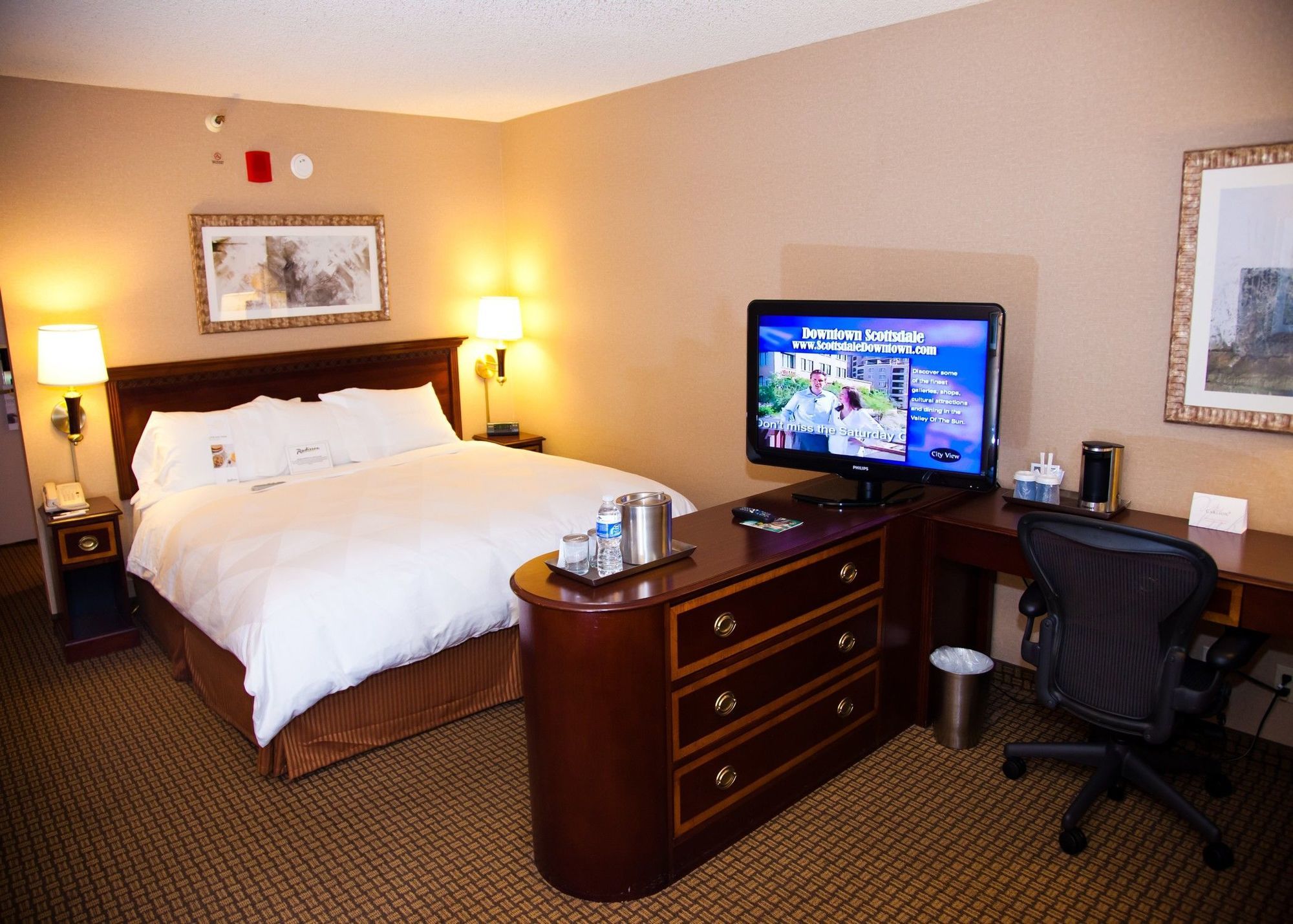 Radisson Hotel Phoenix Airport Værelse billede